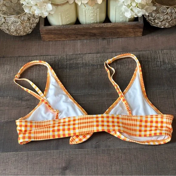 Urban Outfitters Bikini Top - Picture 2 of 3